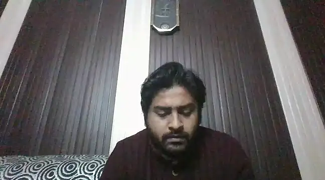 Snapshot of indihotguy chatting on 01-13-25, 10:25 indihotguy online show from 01-13-25, 10:25