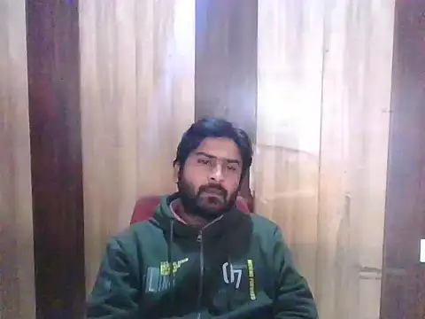 Snapshot of indihotguy chatting on 01-18-25, 10:28 indihotguy online show from 01-18-25, 10:28