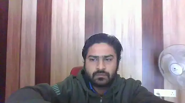 Snapshot of indihotguy chatting on 01-23-25, 07:11 indihotguy online show from 01-23-25, 07:11