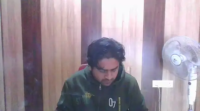 Snapshot of indihotguy chatting on 02-15-25, 07:49 indihotguy online show from 02-15-25, 07:49