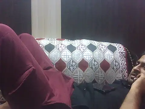 Snapshot of indihotguy chatting on 10-22-25, 01:11 indihotguy online show from 10-22-25, 01:11