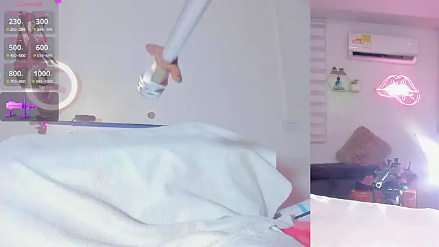 Maria Jones  online show from 02-03-26, 01:15