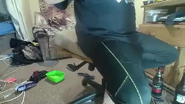 poesnuus999 online show from 09-20-25, 06:31