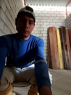 Snapshot of elmazitogrande chatting on 10-21-25, 09:15 elmazitogrande online show from 10-21-25, 09:15