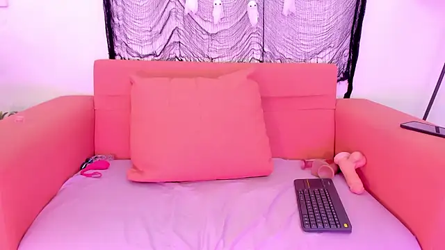 CATTLEYA BIANCHI145 online show from 10-22-25, 03:40