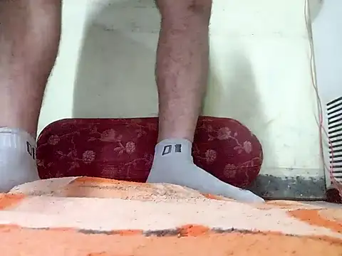 Snapshot of r379 chatting on 10-01-25, 07:53 r379 online show from 10-01-25, 07:53