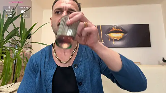 Snapshot of Asmodeuss666 chatting on 02-15-25, 06:12 Asmodeuss666 online show from 02-15-25, 06:12