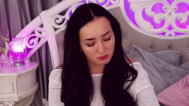 KimKhallifa online show from 01-25-25, 09:57