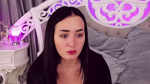 KimKhallifa online show from 01-26-25, 05:45