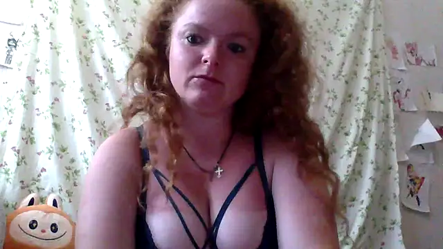 Snapshot of Rae_Jeannie chatting on 07-08-26, 10:53 Rae Jeannie online show from 07-08-26, 10:53