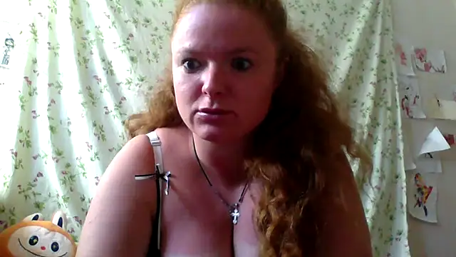 Snapshot of Rae_Jeannie chatting on 07-09-26, 07:12 Rae Jeannie online show from 07-09-26, 07:12