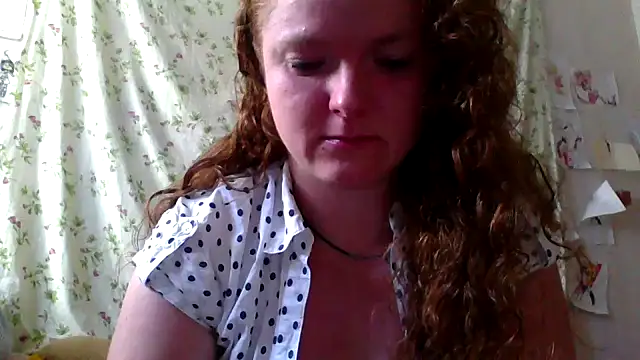 Snapshot of Rae_Jeannie chatting on 07-10-26, 07:56 Rae Jeannie online show from 07-10-26, 07:56