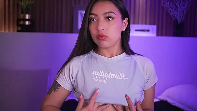 Camila dupont online show from 11-14-25, 03:38