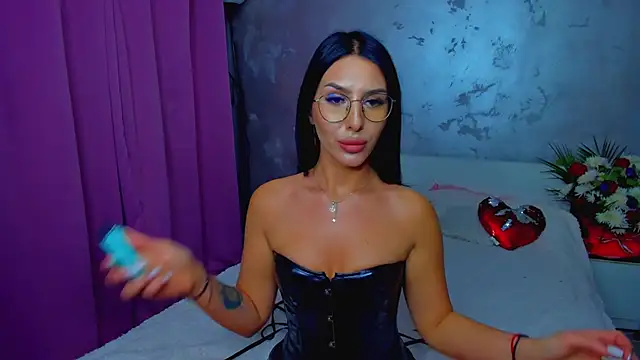 Snapshot of LexyBrianna chatting on 11-14-25, 09:13 LexyBrianna online show from 11-14-25, 09:13