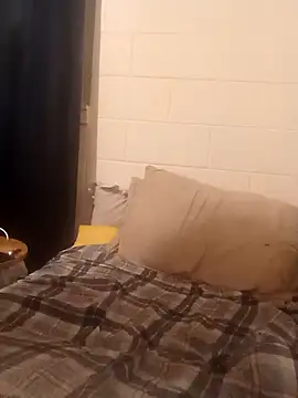 k1oudE online show from 02-23-26, 04:32