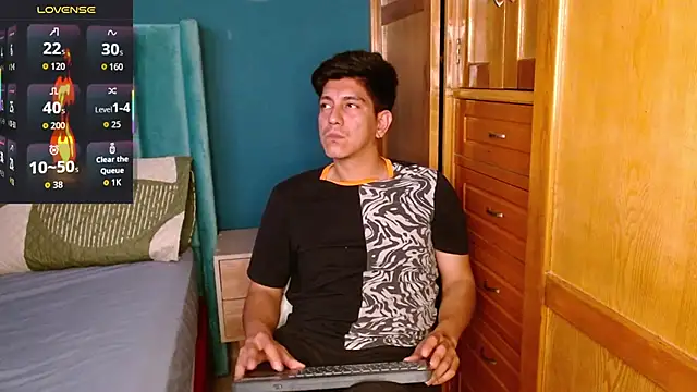 Noah-cock online show from 12-01-25, 04:56