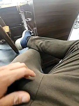 pyasevickybabu563 online show from 01-11-25, 04:48