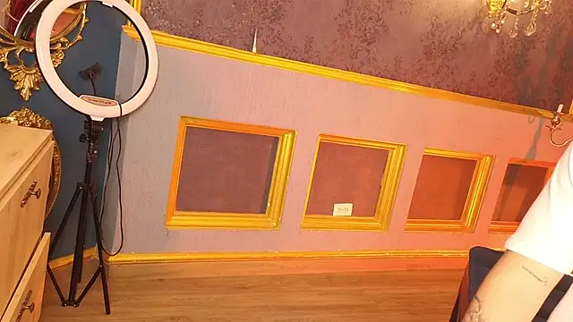 Snapshot of MarcoVitto chatting on 11-01-25, 07:38 MarcoVitto online show from 11-01-25, 07:38