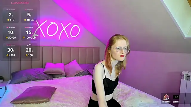 Snapshot of ElizabethHarpper chatting on 01-27-25, 02:13 ElizabethHarpper online show from 01-27-25, 02:13