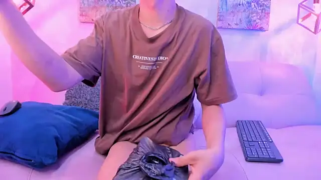 Angel Khouri online show from 02-10-25, 02:19