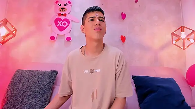 Angel Khouri online show from 02-21-25, 03:45