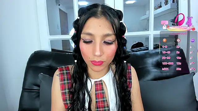 miss   evangeline online show from 02-27-25, 11:20