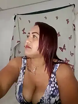 Snapshot of Abigail_BigTits chatting on 01-10-25, 03:18 Abigail BigTits online show from 01-10-25, 03:18