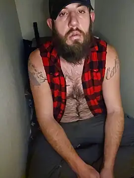 Snapshot of StruggleSnuggles chatting on 01-14-25, 10:12 StruggleSnuggles online show from 01-14-25, 10:12