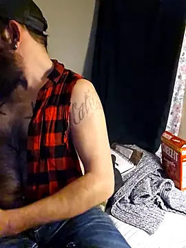 Snapshot of StruggleSnuggles chatting on 02-16-25, 06:32 StruggleSnuggles online show from 02-16-25, 06:32