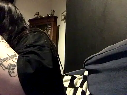 Gothicsiren online show from 09-09-25, 09:14