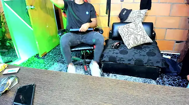 Adam Valenciia online show from 02-27-25, 03:14