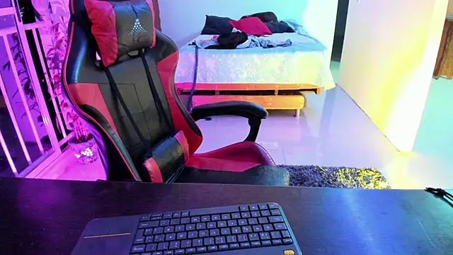 Adam Valenciia online show from 10-14-25, 12:22