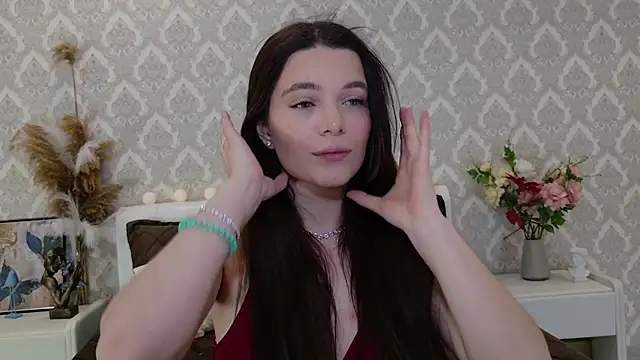 Nellie Medina online show from 02-10-25, 10:30