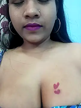 Snapshot of Hayna_G chatting on 01-24-25, 06:03 Hayna G online show from 01-24-25, 06:03