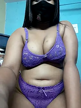 Snapshot of Hayna_G chatting on 03-08-25, 09:28 Hayna G online show from 03-08-25, 09:28