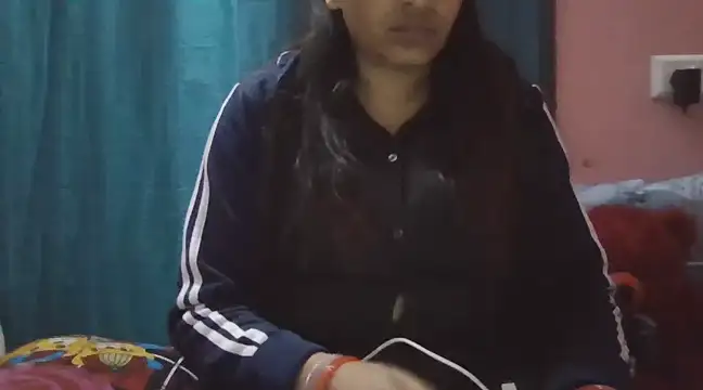 Hot-shanvi online show from 02-22-25, 12:51