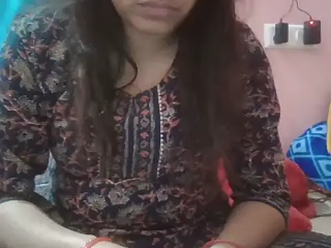 Hot-shanvi online show from 03-08-25, 09:50