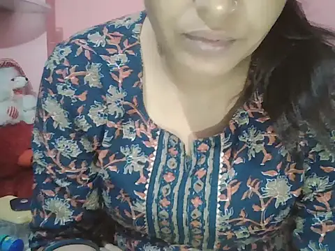 Hot-shanvi online show from 11-10-25, 01:59