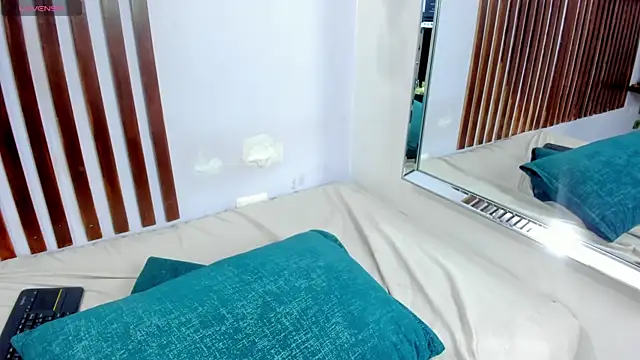 KRYSSTARITTER4 online show from 01-28-25, 01:27