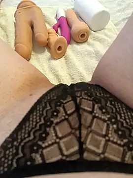 Snapshot of AnnalSV91 chatting on 02-26-25, 03:41 AnnalSV91 online show from 02-26-25, 03:41