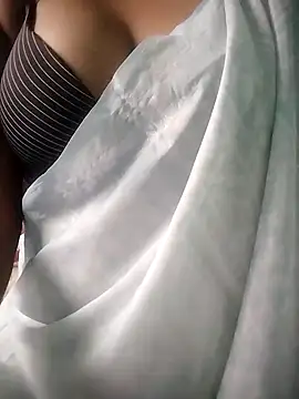 Snapshot of muskan-Sharma chatting on 02-11-25, 04:11 muskan-Sharma online show from 02-11-25, 04:11