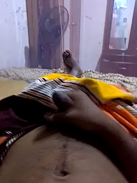 Snapshot of ruthaa chatting on 01-16-25, 05:01 ruthaa online show from 01-16-25, 05:01