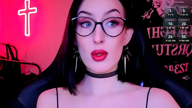 Miss Alice   online show from 04-18-26, 12:47