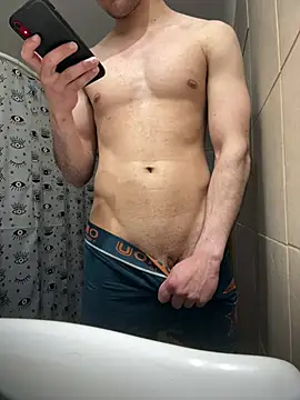 Snapshot of xanaxlil68 chatting on 01-04-25, 07:03 xanaxlil68 online show from 01-04-25, 07:03