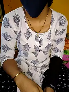 lovelygirl4567 online show from 03-02-25, 12:11