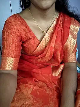 lovelygirl4567 online show from 11-26-25, 06:03