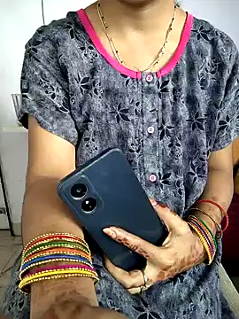 lovelygirl4567 online show from 01-16-26, 05:55