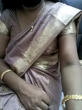 Snapshot of Tamil_Vishalini chatting on 01-02-25, 08:02 Tamil Vishalini online show from 01-02-25, 08:02