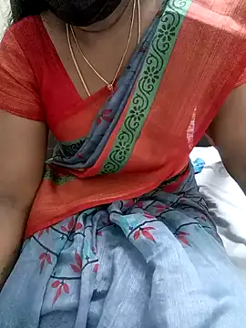 Snapshot of Tamil_Vishalini chatting on 01-05-25, 06:02 Tamil Vishalini online show from 01-05-25, 06:02