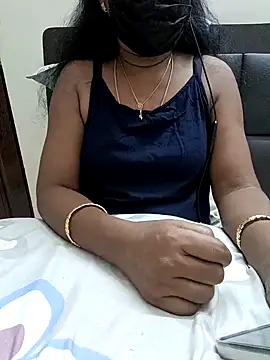 Snapshot of Tamil_Vishalini chatting on 01-09-25, 04:19 Tamil Vishalini online show from 01-09-25, 04:19